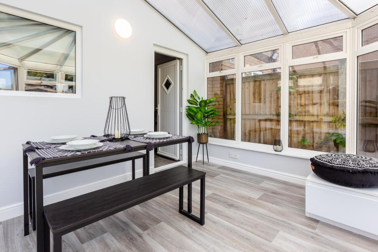 Curlew - 3 Bedrooms Wi-Fi, Parking, Contractors Thornton  Exterior foto