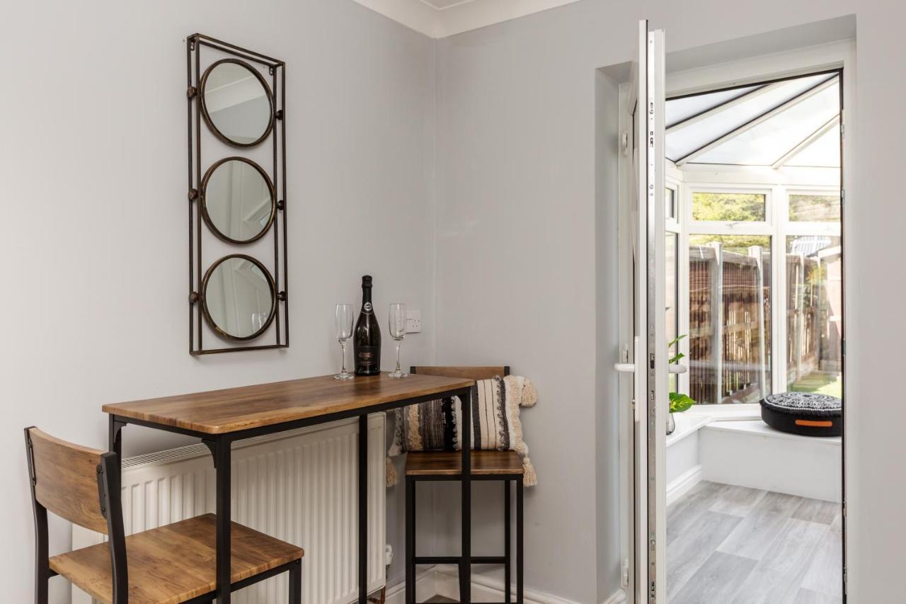 Curlew - 3 Bedrooms Wi-Fi, Parking, Contractors Thornton  Exterior foto